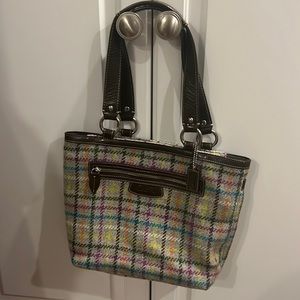 Beautiful like new Coach purse